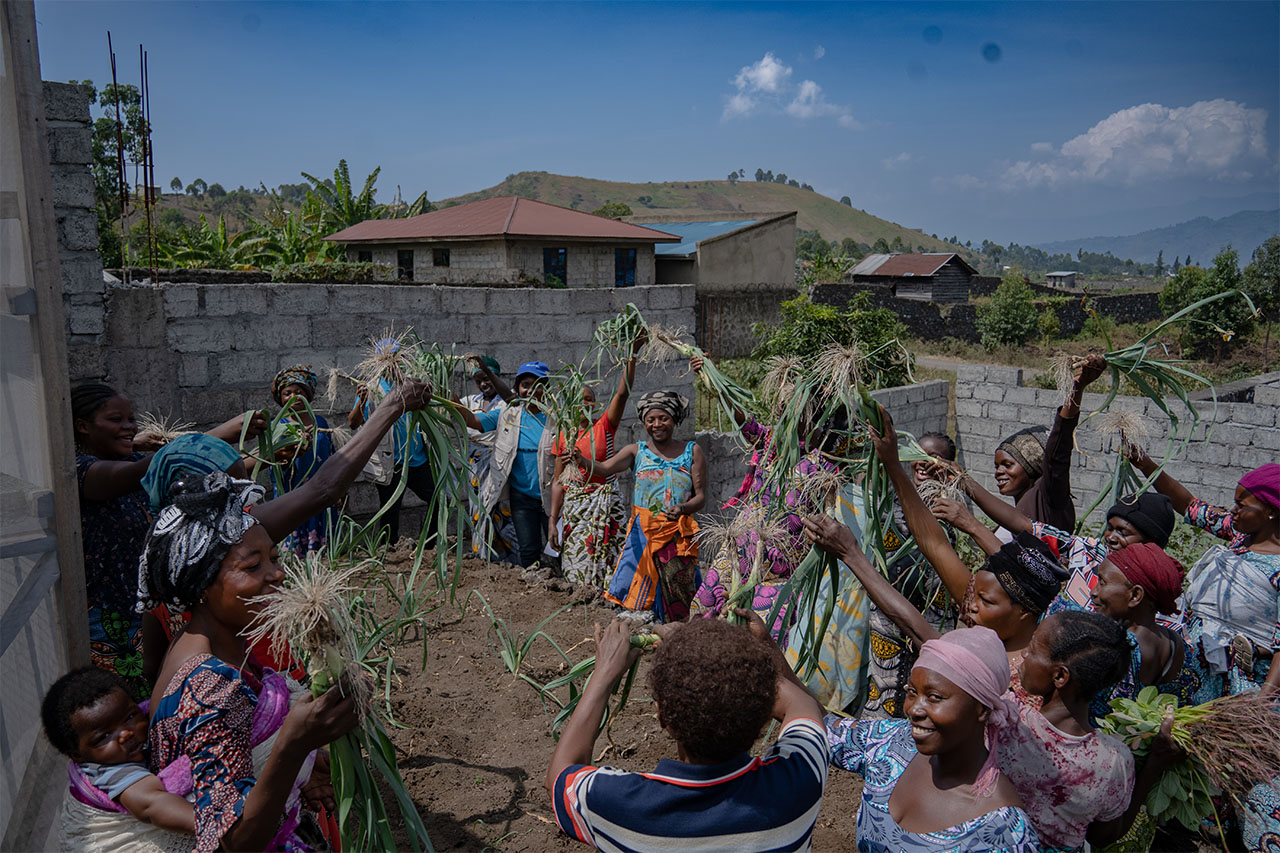 Entrepreneuriat et Autonomisation des Femmes et Filles par l'agriculture et le tissage - Photo 9